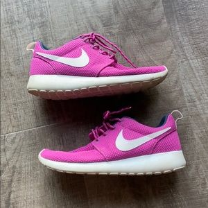 Pink Nike Roshe One